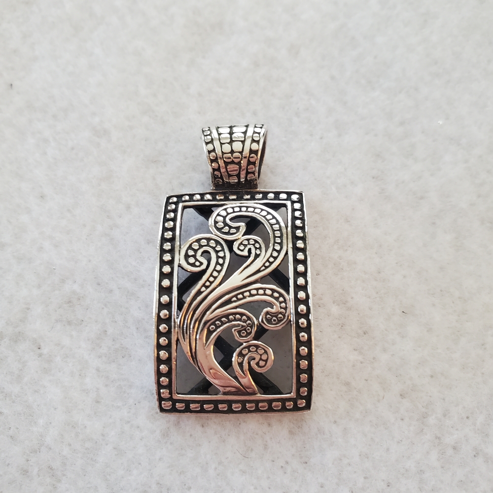 Silpada 925S Filagee Scroll Design  Pendant